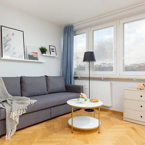 https://apartments-warsaw-kiliskiego.warsawhotelspoland.com